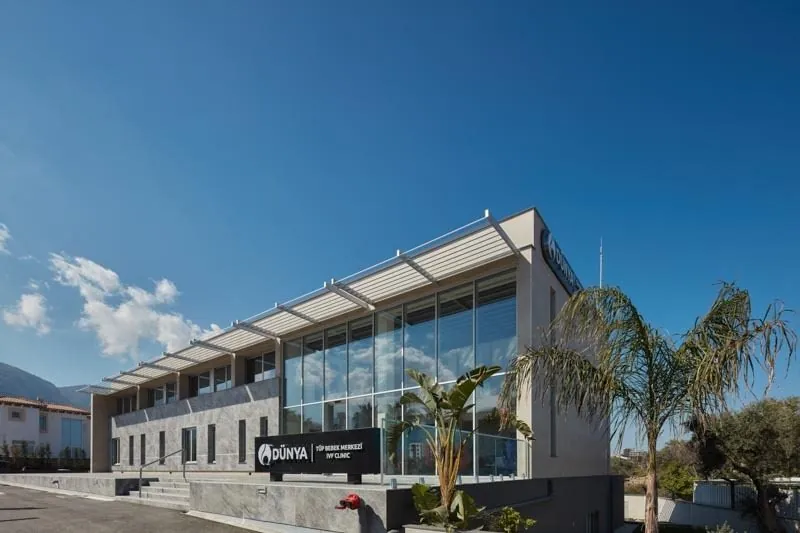 Klinikgebäude von Dunya IVF bei Kyrenia